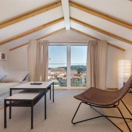 罗维尼Sea View House Fontera公寓 外观 照片