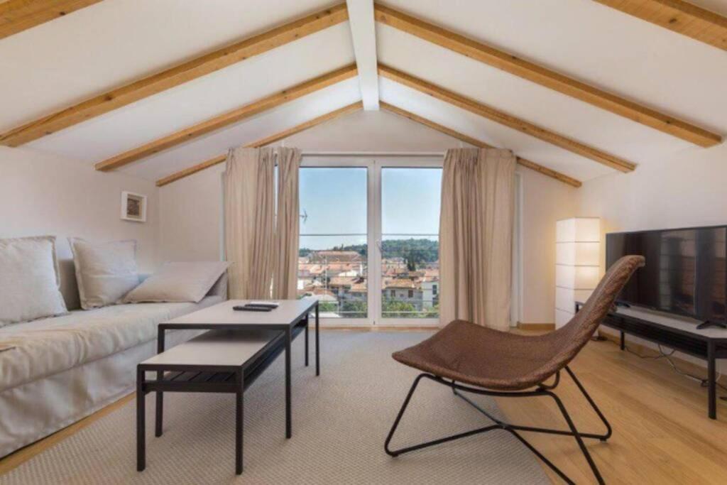 罗维尼Sea View House Fontera公寓 外观 照片